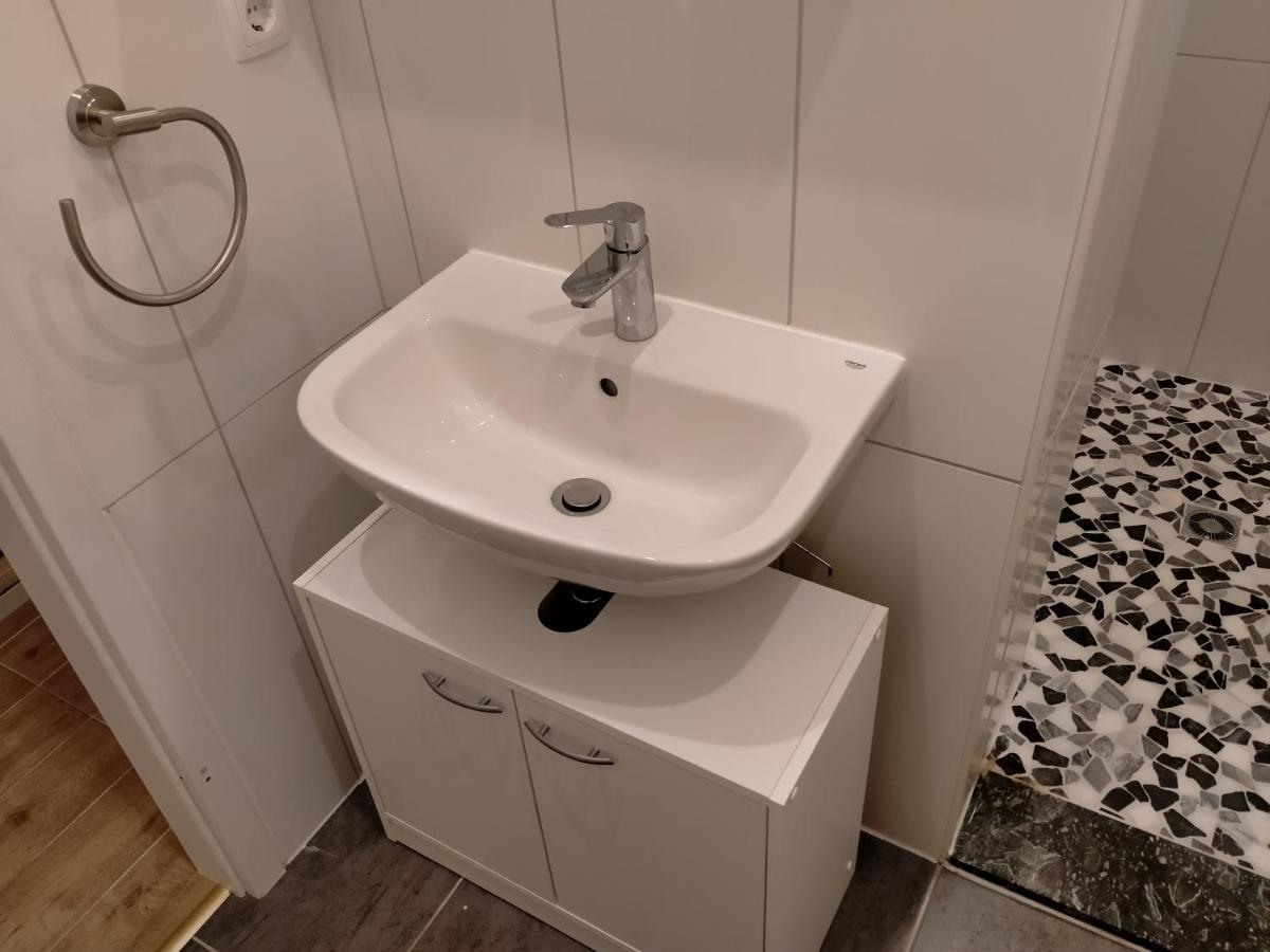 Ferienwohnung Macfewo Im Zentrum Von Mayen Esterno foto