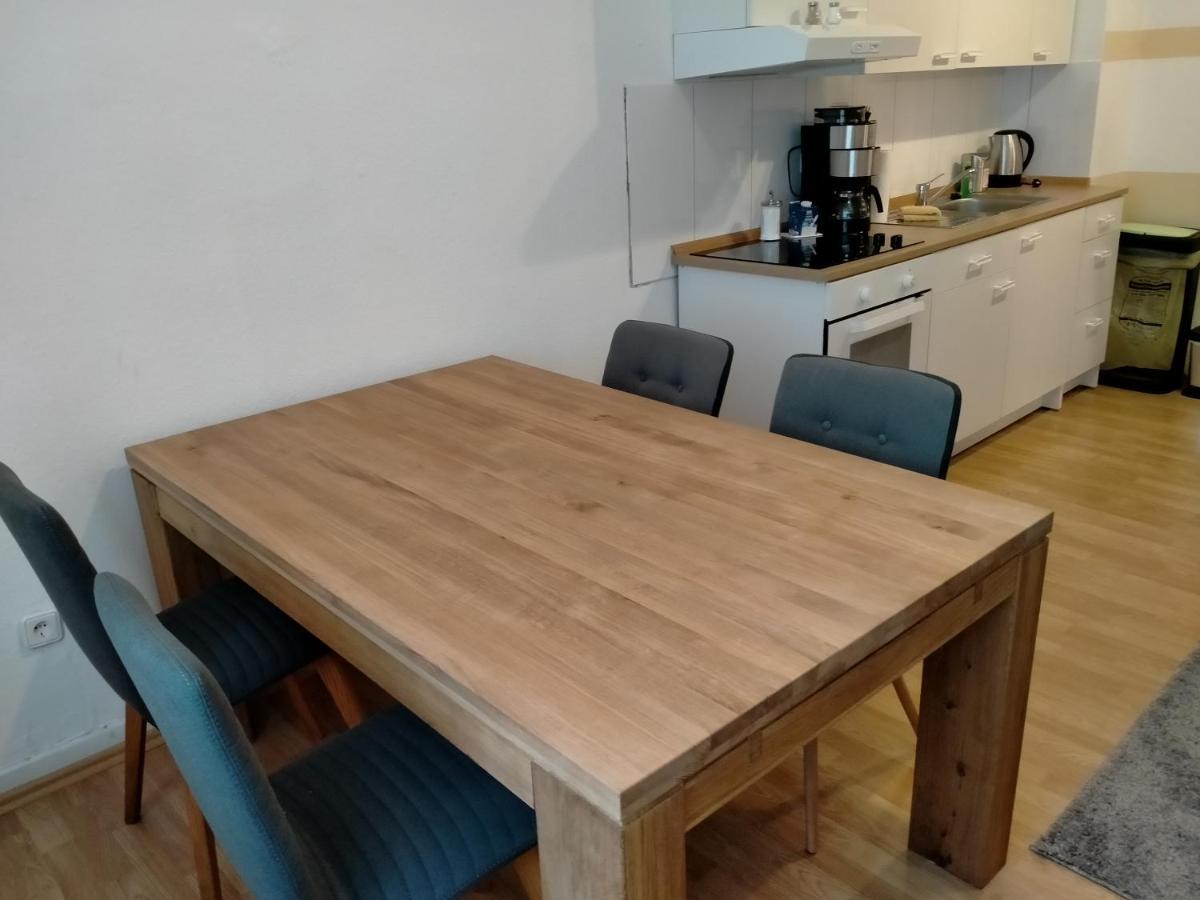 Ferienwohnung Macfewo Im Zentrum Von Mayen Esterno foto